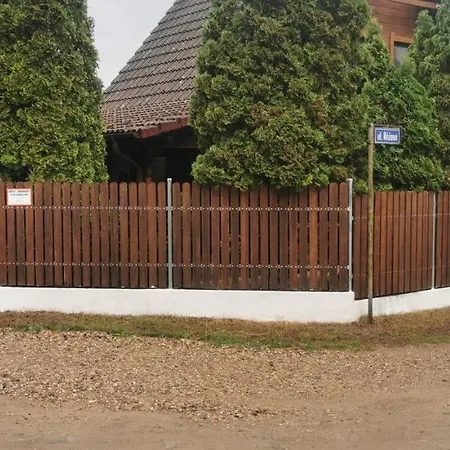 Casa vacanze Dom Drewniany Z Kominkiem I Klimatyzacja Lokalizacja Trzy Jeziora I Lasy Swornegacie Male Swornegacie