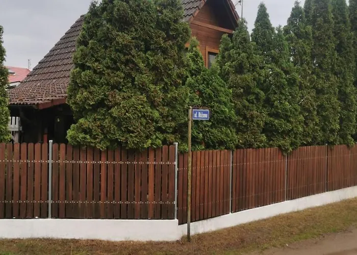 Semesterbostad Dom Drewniany Z Kominkiem I Klimatyzacja Lokalizacja Trzy Jeziora I Lasy Swornegacie Male Swornegacie